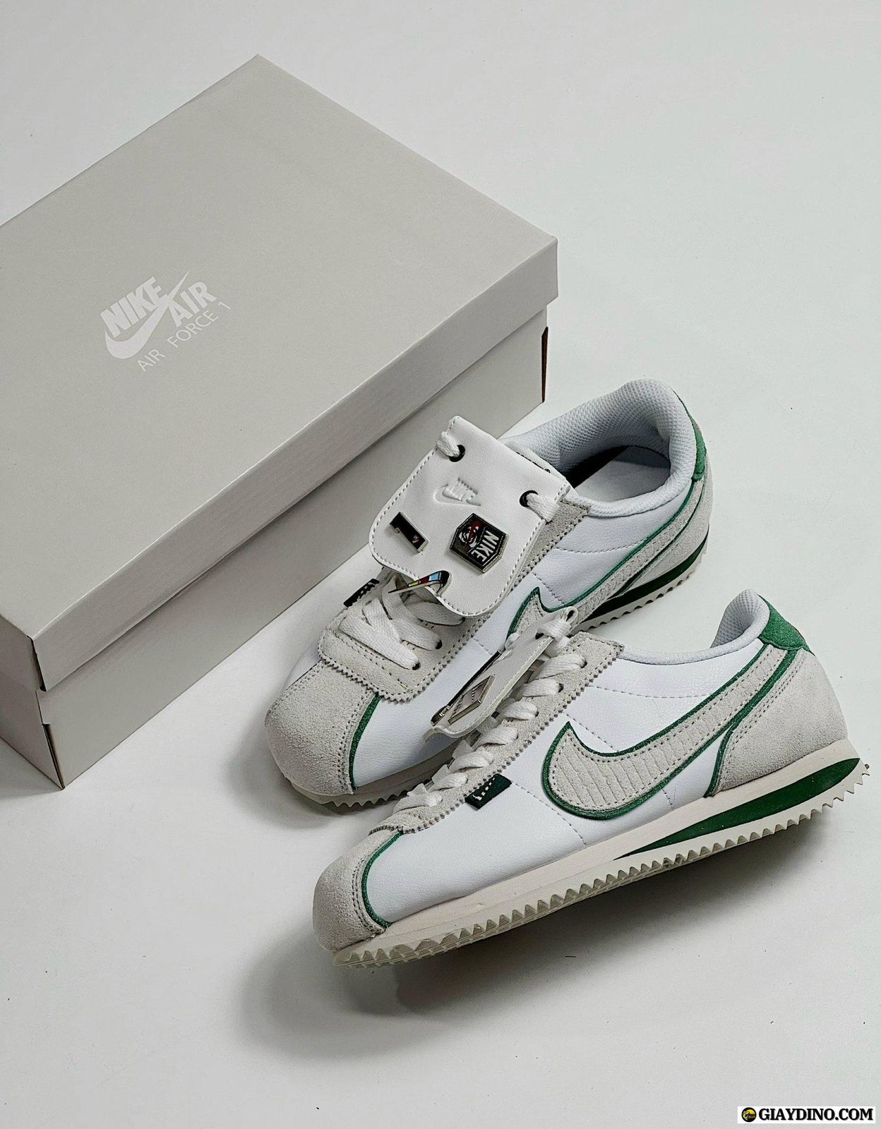 Nike Cortez Petals United Sneakers – Special Edition With ORIGINAL BOX