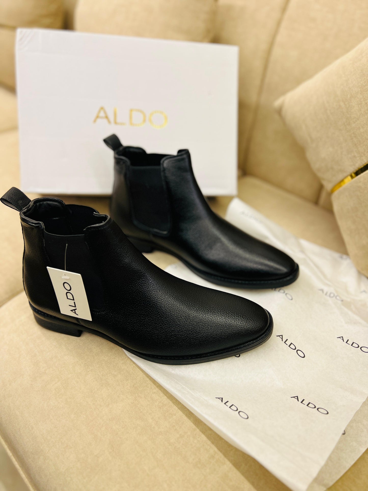 ALDO Men's Wrinkle-Free Chelsea Boots - Black
